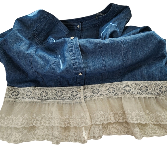 JACKET TOP BLOUSE Denim Unbranded with Lace Trim Front Buttons 2 Pockets Sz Lrg - Picture 5 of 12
